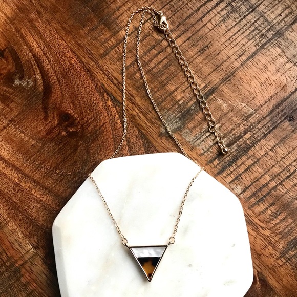 Gold & Tortoise Triangle Geometric Stone Necklace - Picture 3 of 4